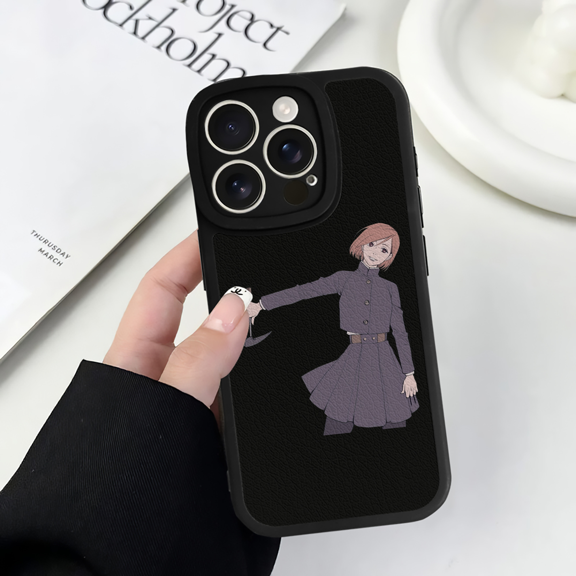 （画像用） 呪術廻戦 Jujutsu Kaisen 【iPhone 16シリーズ対応】シリコンスマホケース（レザー調） 材質：シリコン